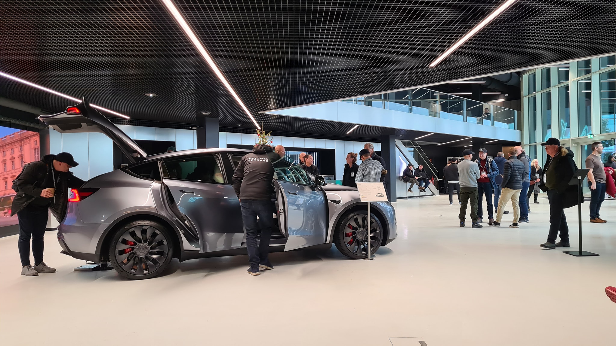 Tesla GigaFactory Lounge - Foto: Andrej Jaroslav Rode-Festersen 